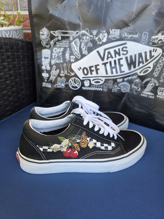 Vans Shoes - Vans Old Skool Off The Wall Embroidered Checkerboard Sneakers W8  M6.5 With Bag